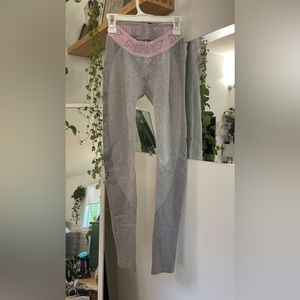 Gymshark OG Style Leggings - Gray/Pink